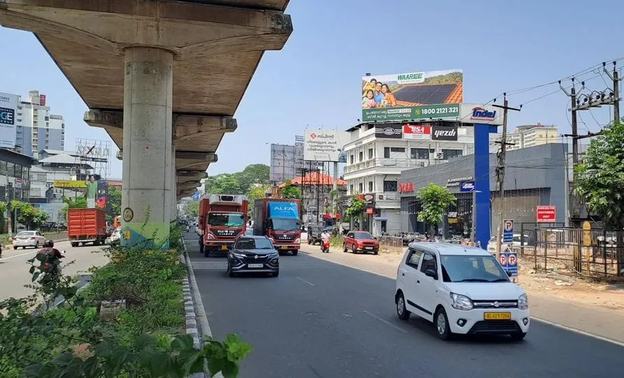 Edappally-Toll-(Cochin)