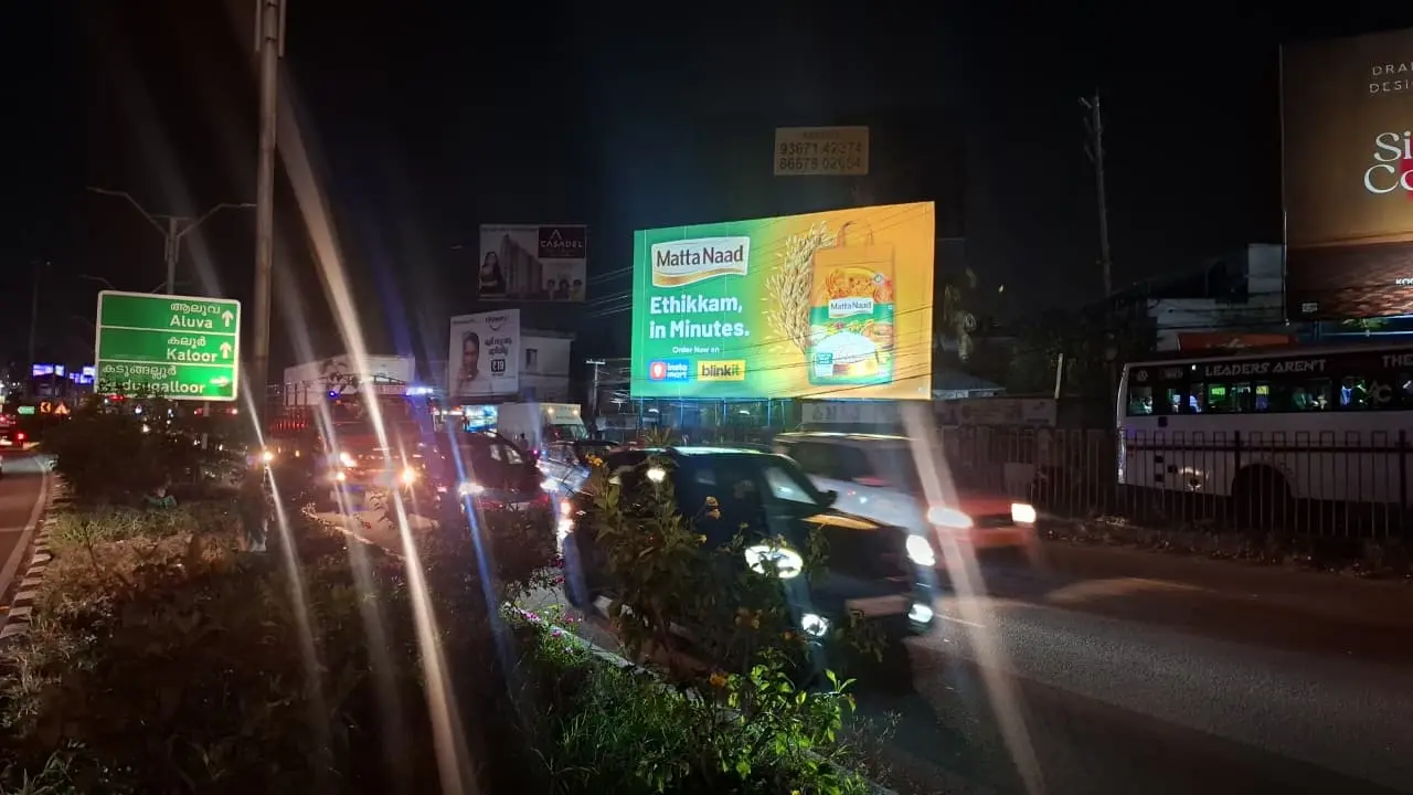 Billboard - ALUVA THOTTEKATTUKARA JN (COCHIN) Night View